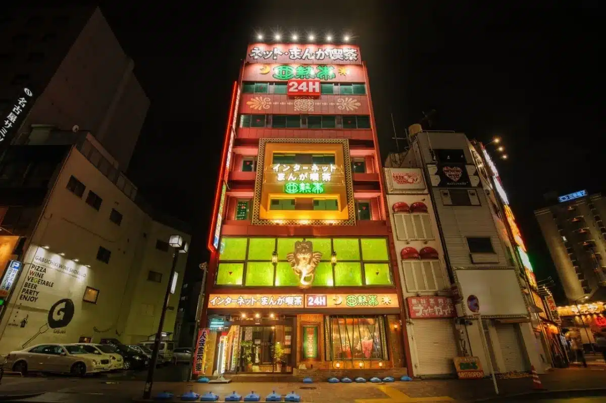 亜熱帯 名駅西椿店（名古屋駅周辺のネットカフェ）