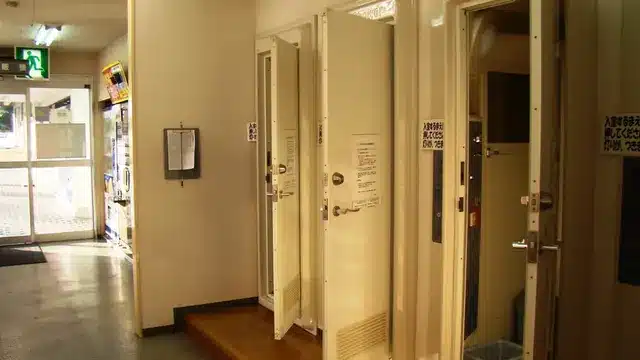 東名高速道路の牧之原SAのシャワー