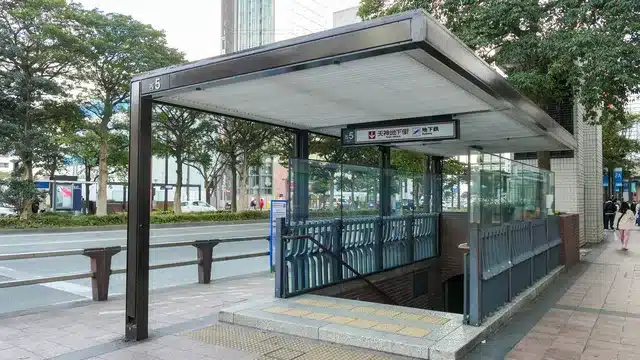 天神駅(地下鉄)の西5番出入口
